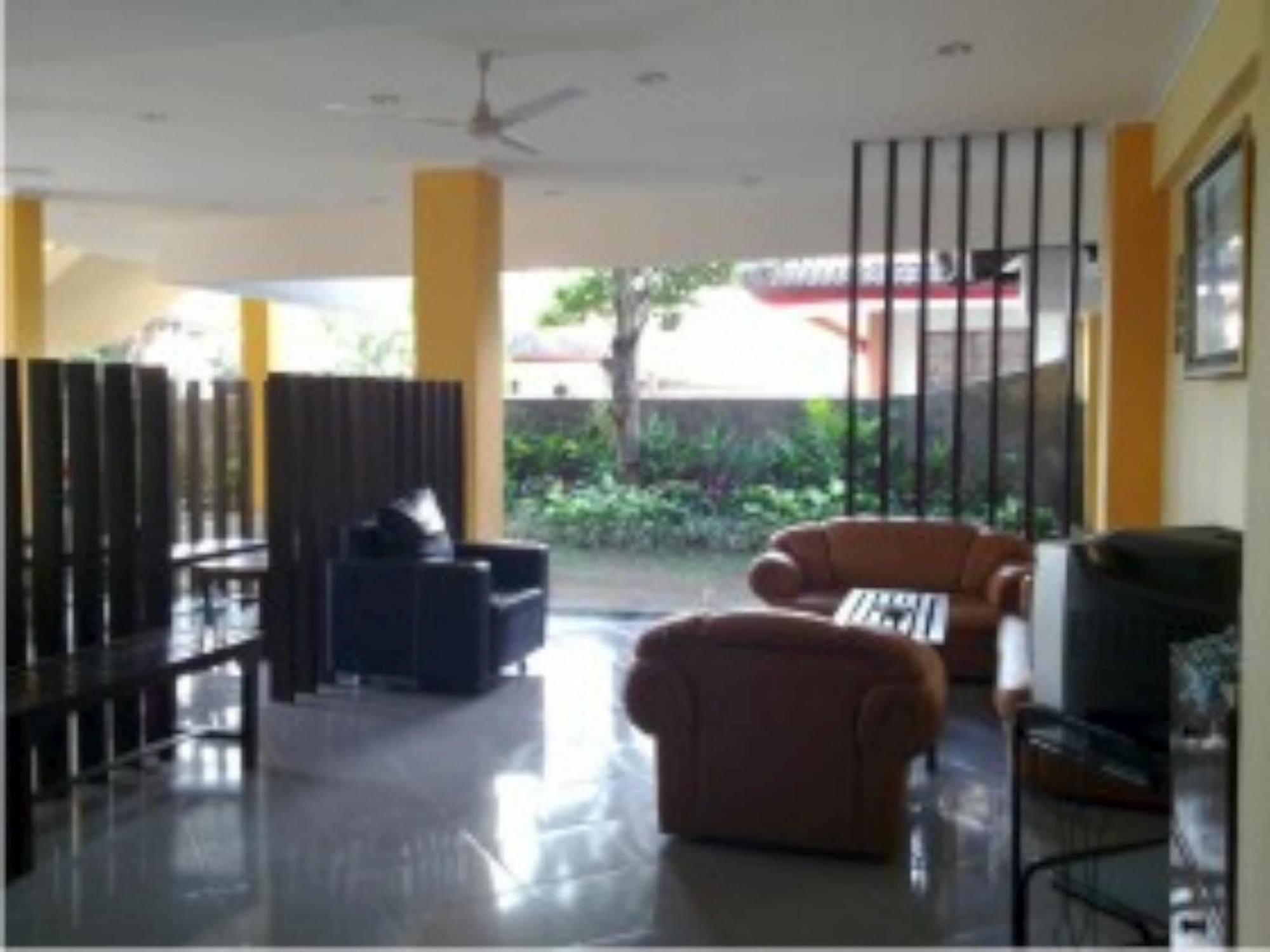 Ct1 Bali Bed & Breakfast Кута Экстерьер фото